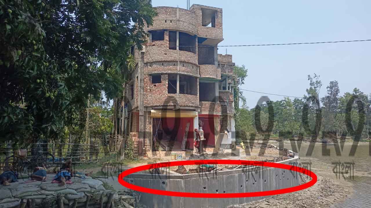 illegal Construction: 'প্রভাব খাটিয়ে' রেলের জায়গায় বেআইনি নির্মাণ, নাম জড়াল মহিষাদলের স্কুল শিক্ষকের
