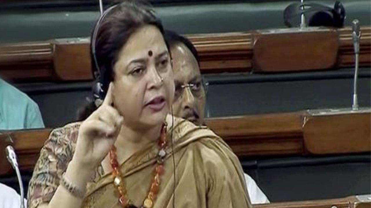 Indians Stranded in Ukraine: এখনও ইউক্রেনে আটকে ৫০ জন ভারতীয়! কী পরিস্থিতি তাদের, জানালেন কেন্দ্রীয় মন্ত্রী