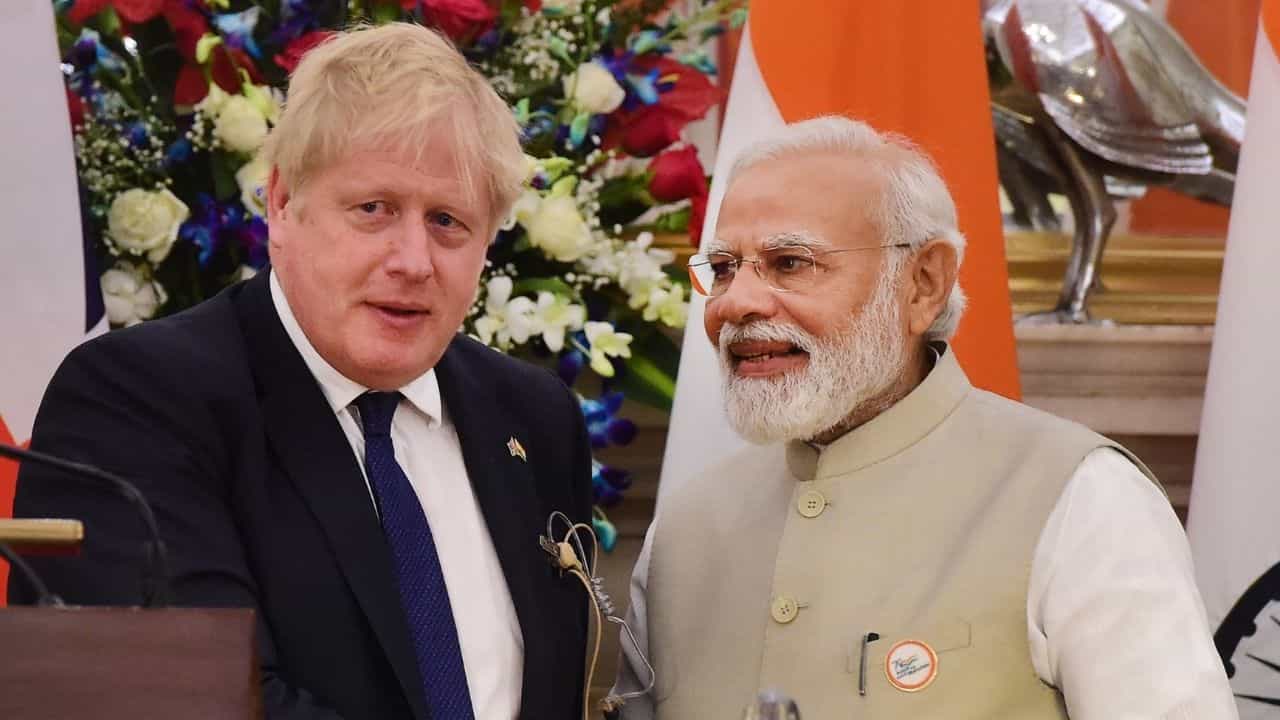 PM Modi-Boris Johnson Meeting: 'খাস দোস্তে'র অভ্যর্থনায় আপ্লুত, ইন্দো-প্রশান্তমহাসাগরীয় সুরক্ষা নিয়ে বড় ঘোষণা বরিসের PM Modi-Boris Johnson Meeting: 'খাস দোস্তে'র অভ্যর্থনায় আপ্লুত, ইন্দো-প্রশান্তমহাসাগরীয় সুরক্ষা নিয়ে বড় ঘোষণা বরিসের