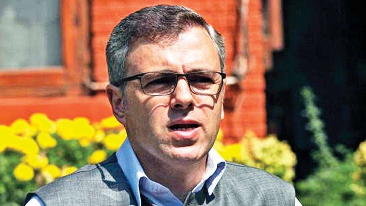 ED questions Abdullah: ইডির প্রশ্নের মুখে জম্মু-কাশ্মীরের প্রাক্তন মুখ্যমন্ত্রী, নেপথ্যে রয়েছে কোন কারণ?