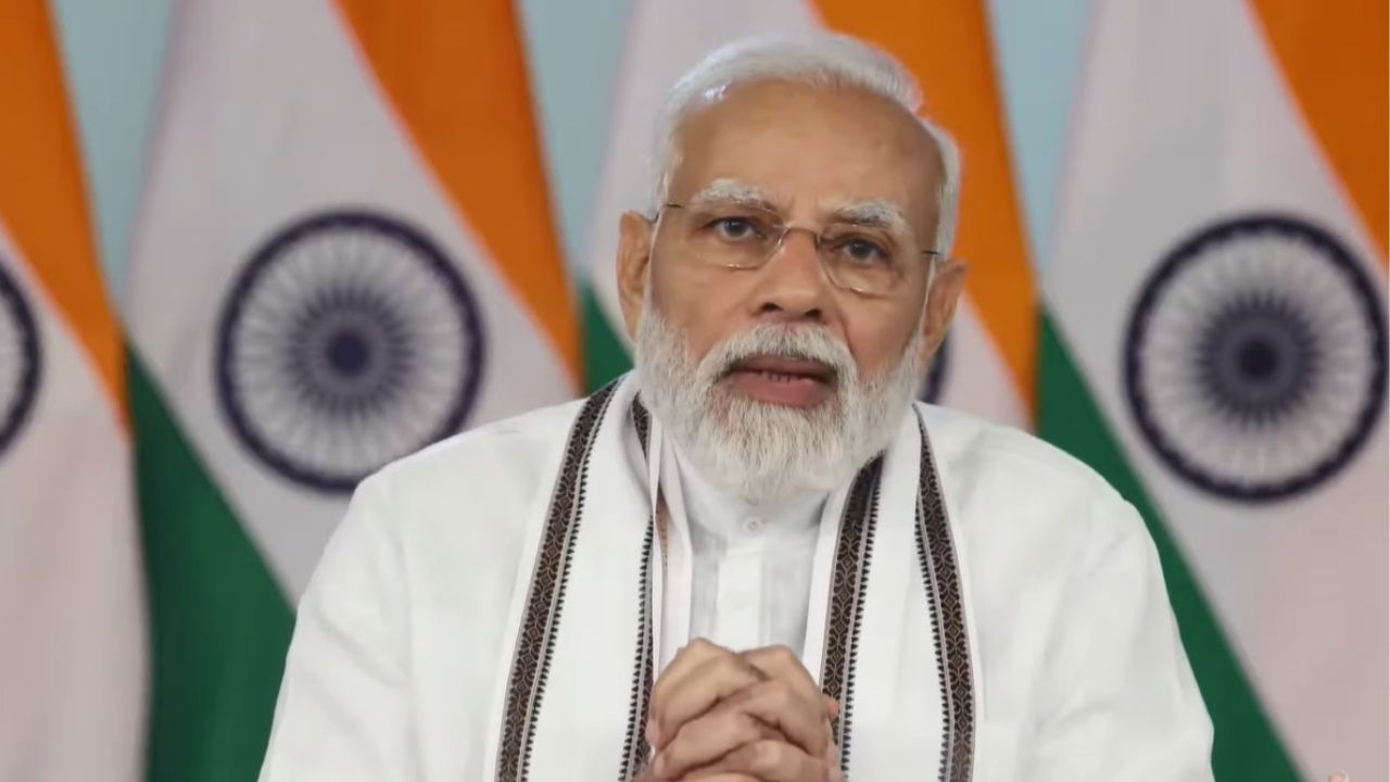 PM Modi's Meeting on Heatwave: ভেঙেছে ১২২ বছরের রেকর্ড, দেশে এত গরম কেন? জানতে বৈঠকে বসছেন নমো