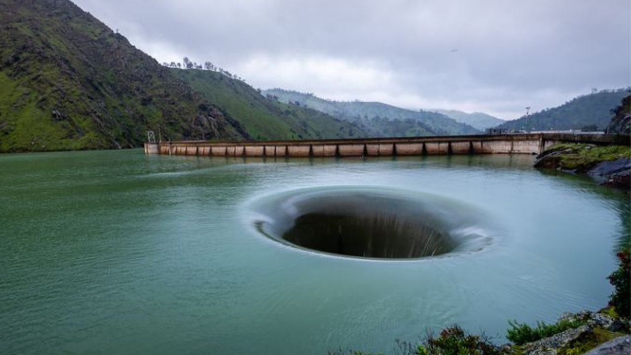 Portal to Hell: খুব সাবধান! খুলে গিয়েছে 'নরকের দ্বার', কোন বিপদ ধেয়ে আসবে এবার?