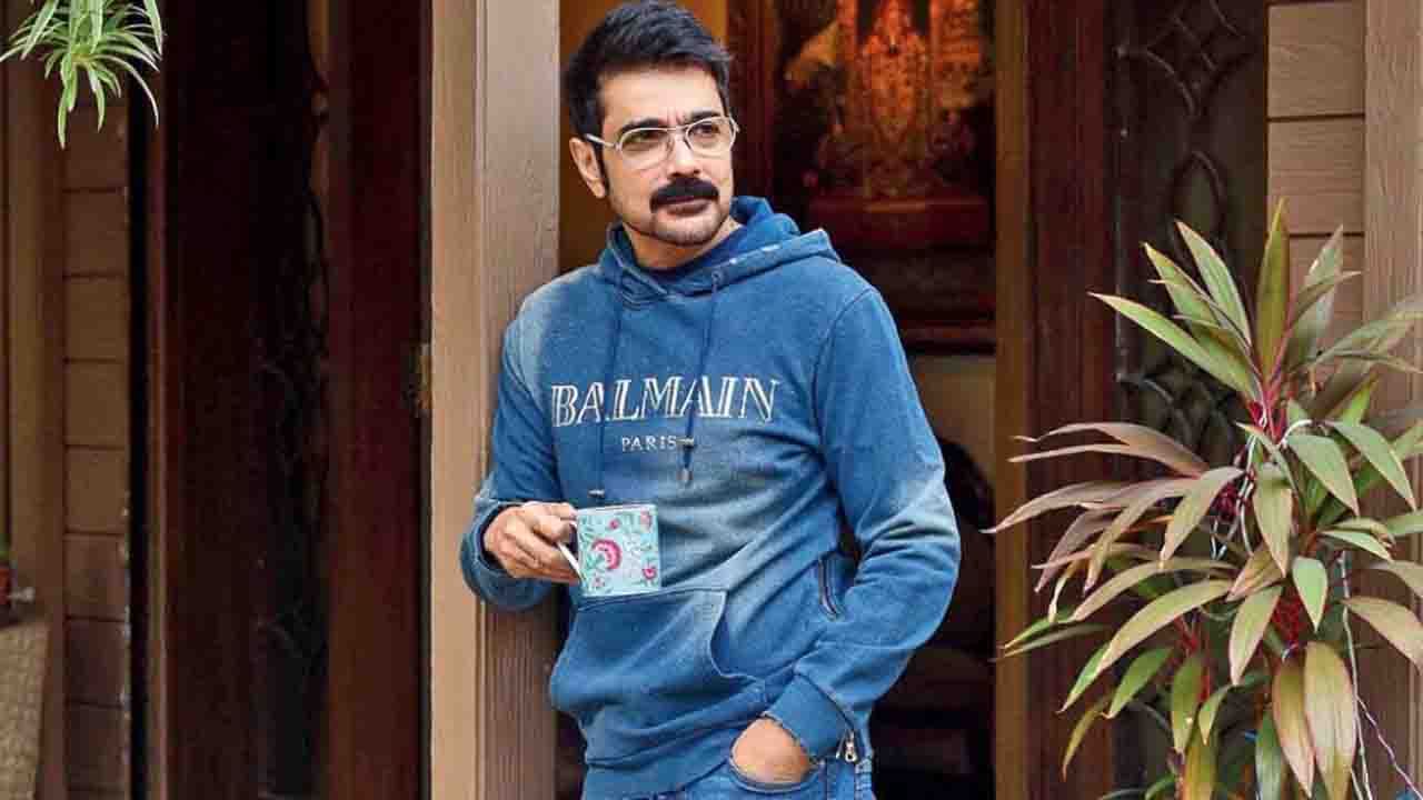 Prosenjit Chatterjee: প্রসেনজিতের বিরুদ্ধে বহু অভিযোগ, সব ভুলে বাংলা ছবির পাশেই ইন্ডাস্ট্রির 'বুম্বাদা'