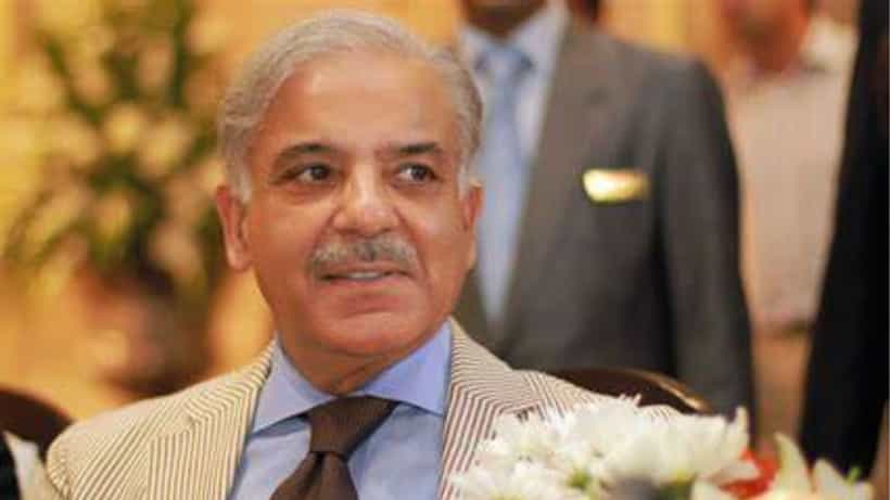 Shehbaz Sharif: দেশ ছেড়েছিলেন সেনা শাসনের সময়, ইমরানের উত্তরসূরি শাহবাজকে চেনেন?
