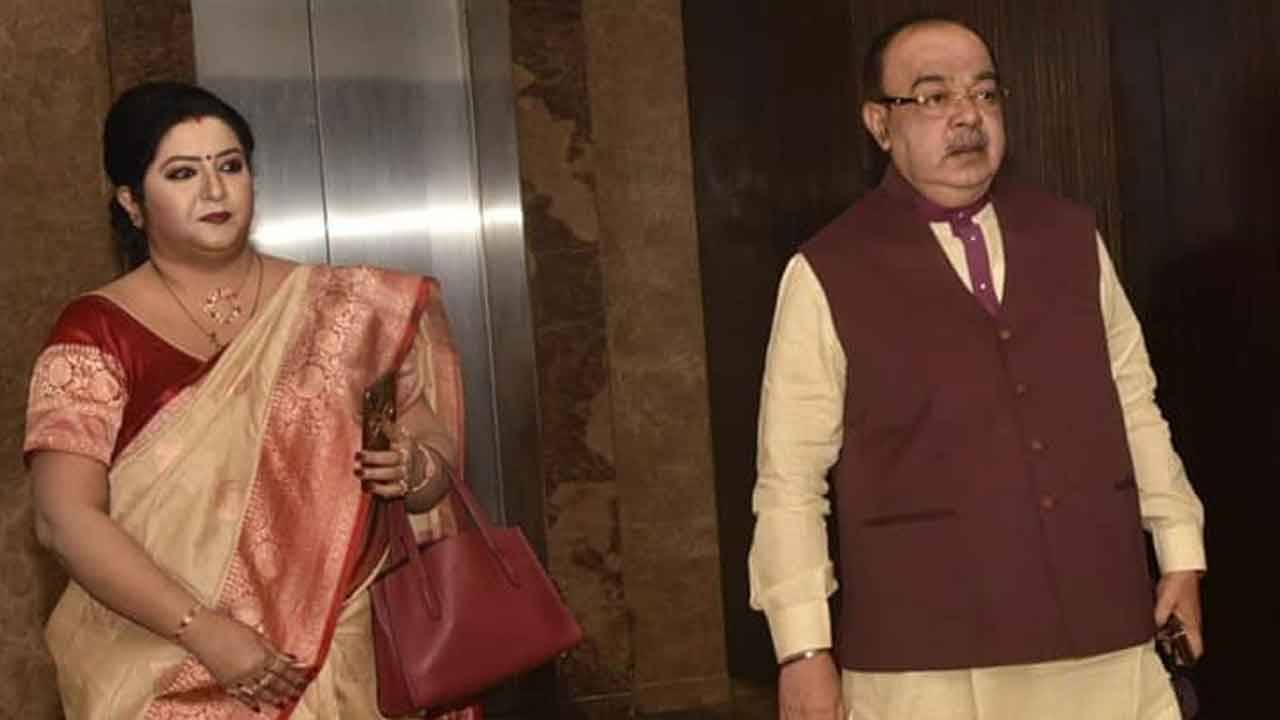 Baisakhi Banerjee Divorce Case: আর মনোজিতের স্ত্রী নন বৈশাখী, বিবাহ বিচ্ছেদে সম্মতি আদালতের