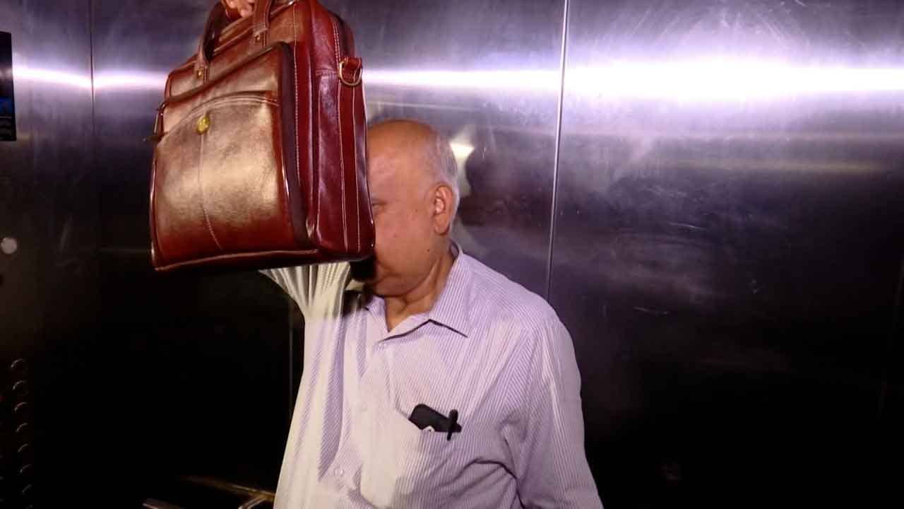 SSC Recruitment Case: এসএসসির নিয়োগে বাড়ছে জট, টানা আট ঘণ্টা জেরার মুখে প্রাক্তন উপদেষ্টা