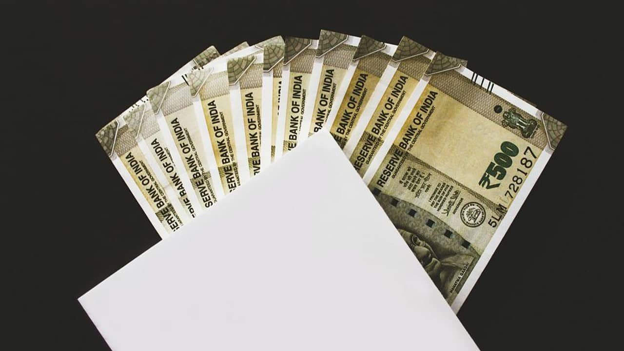 Fake Notes of 500 : আপনার হাতের পাঁচশ টাকাটা জাল নয় তো! এইসব উপায়ে জানতে পারবেন কোনটা আসল টাকা