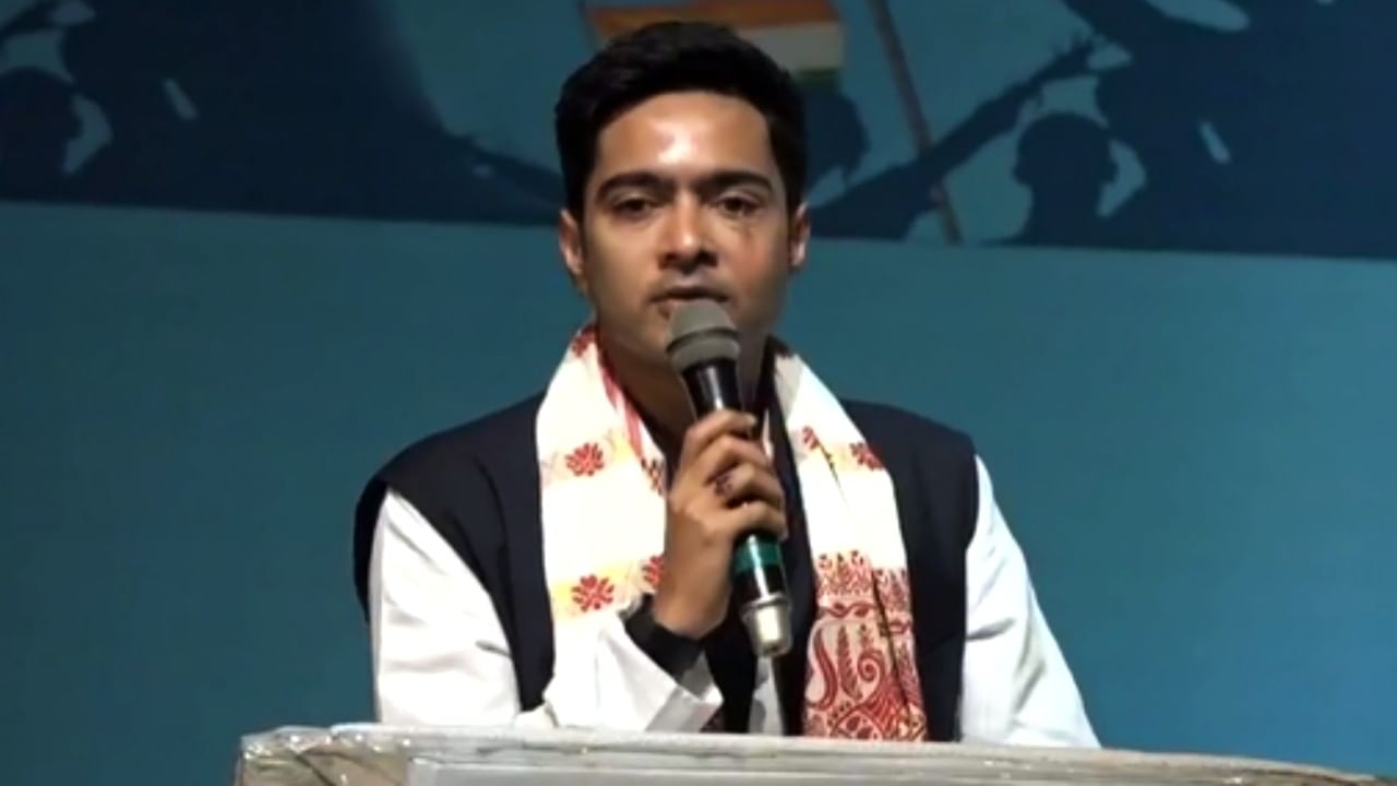 Abhishek Banerjee in Guwahati: 'চাই ১৪-য় ১০, তাহলেই মিলবে দিল্লির কুর্শি'! গুয়াহাটিতে বড় ঘোষণা অভিষেকের
