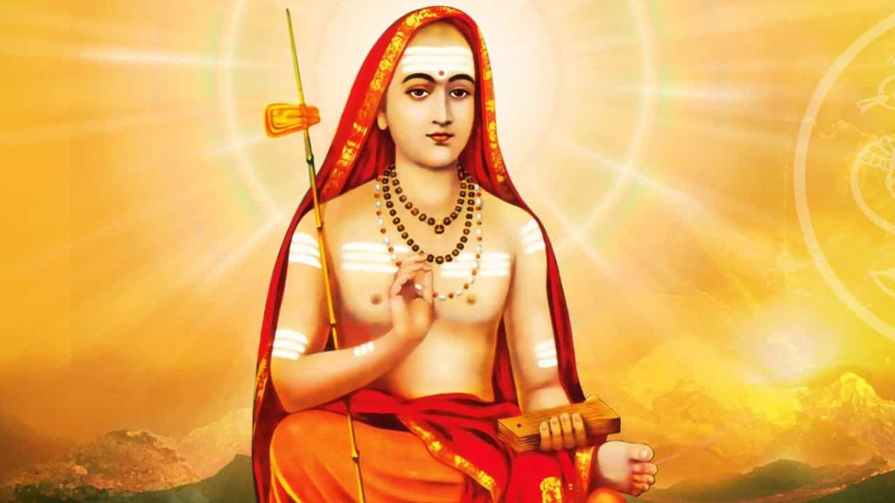 Adi Shankaracharya: হিন্দুধর্মকে প্রসারিত করতেই আদি শঙ্করার রূপ নিয়েছিলেন শিব! শঙ্করাচার্য কে? Adi Shankaracharya: হিন্দুধর্মকে প্রসারিত করতেই আদি শঙ্করার রূপ নিয়েছিলেন শিব! শঙ্করাচার্য কে?