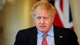 UK PM Boris Johnson : পদত্যাগের হাফ সেঞ্চুরি, ‘কাছের মানুষরাই’ মুখ ফিরিয়েছেন, বরিস জনসনের ভবিষ্যৎ কী? UK PM Boris Johnson : পদত্যাগের হাফ সেঞ্চুরি, ‘কাছের মানুষরাই’ মুখ ফিরিয়েছেন, বরিস জনসনের ভবিষ্যৎ কী?