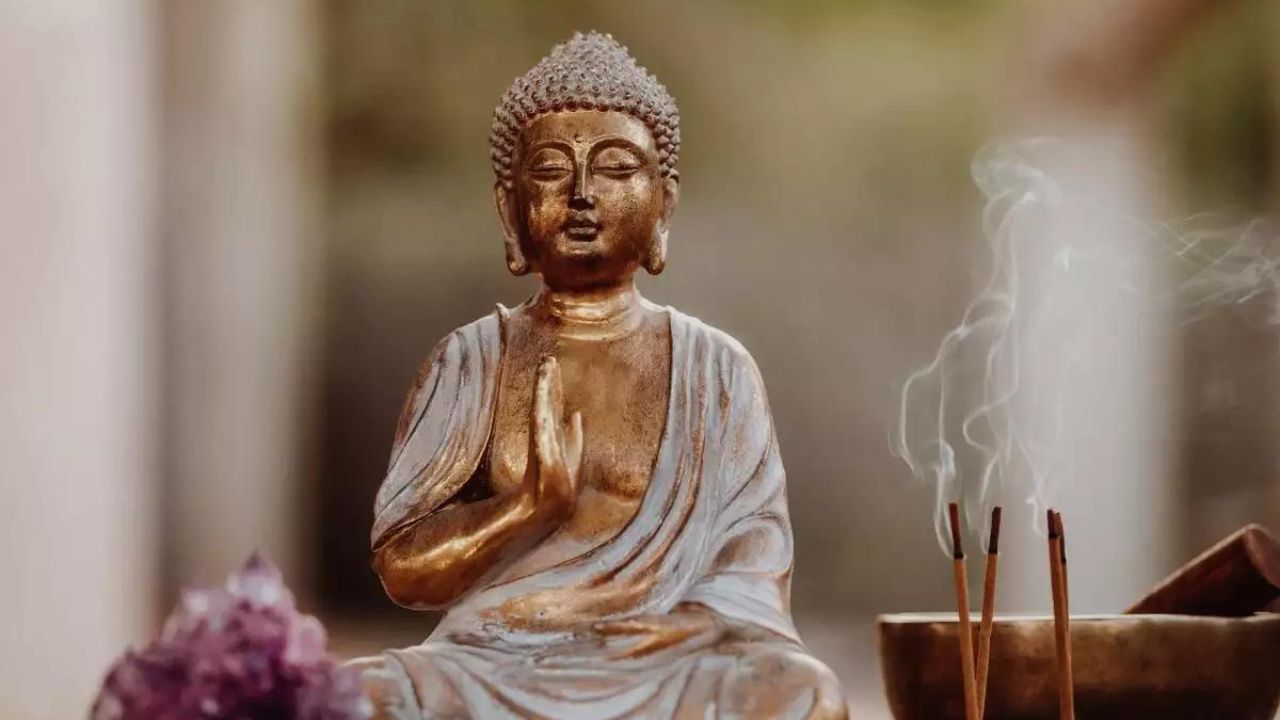 Buddha Purnima 2022: বুদ্ধ পূর্ণিমায় রয়েছে বিশেষ যোগ! শুভ তিথি ও গুরুত্ব বুঝে নিন