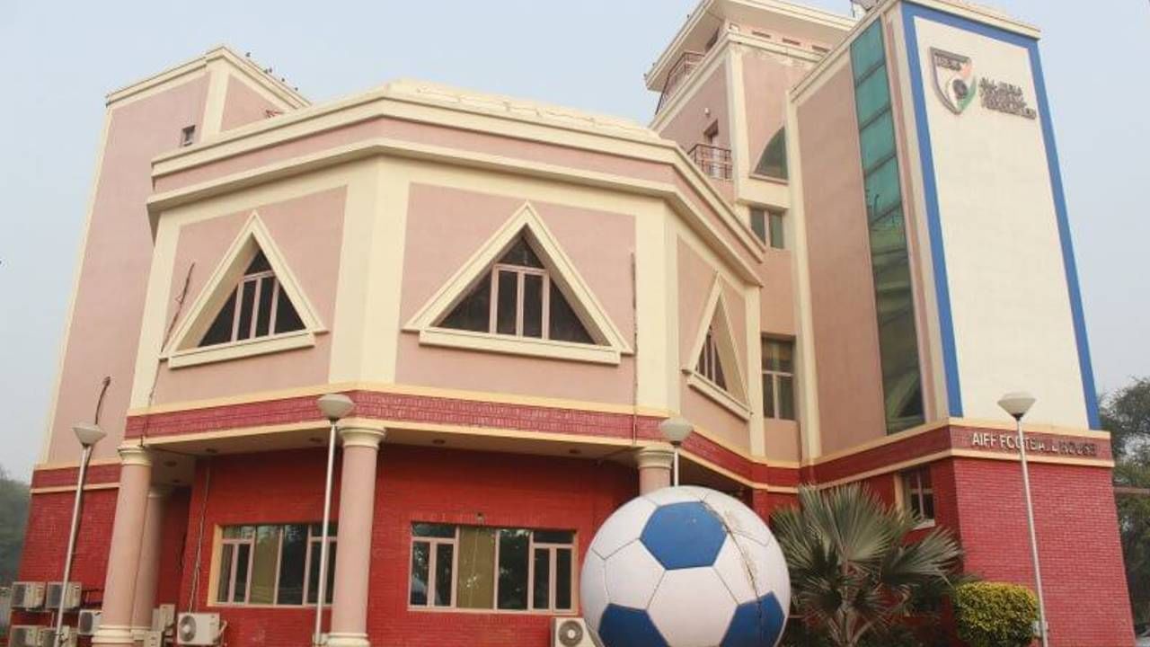Indian Football: 'সেপ্টেম্বরেই ফেডারেশনে নতুন কমিটি', বলছেন কুরেশি