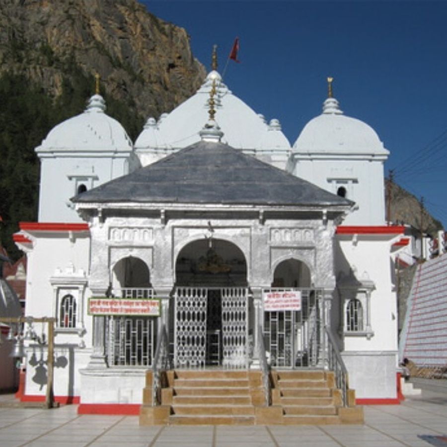 Gangotri Dham: Located at an altitude of 3200 m above sea level, Gangotri Dham is the second of the four dhams.  There is a Gangotri temple at Gomukh which is the source of the holy river Ganga.  According to the age-old belief, once you take a bath at Gangotri source, all the sins of life are washed away.  King Bhagirathi meditated in this holy place for a long time.  Satisfied with her austerities, Goddess Ganga descended from heaven and flowed to the mortal world in the form of a fallen Pabni.  The temple is built on the rock on which King Bhagiratha was sitting and doing austerities.