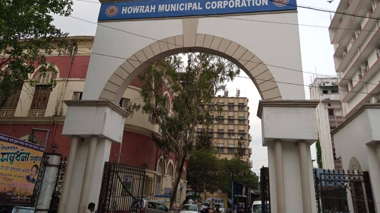 Howrah Municipal: অবসর প্রাপ্ত পুরকর্মীদের জন্য সুখবর, বকেয়া গ্র্যাচুয়িটি মিটিয়ে দেবে পুরসভা