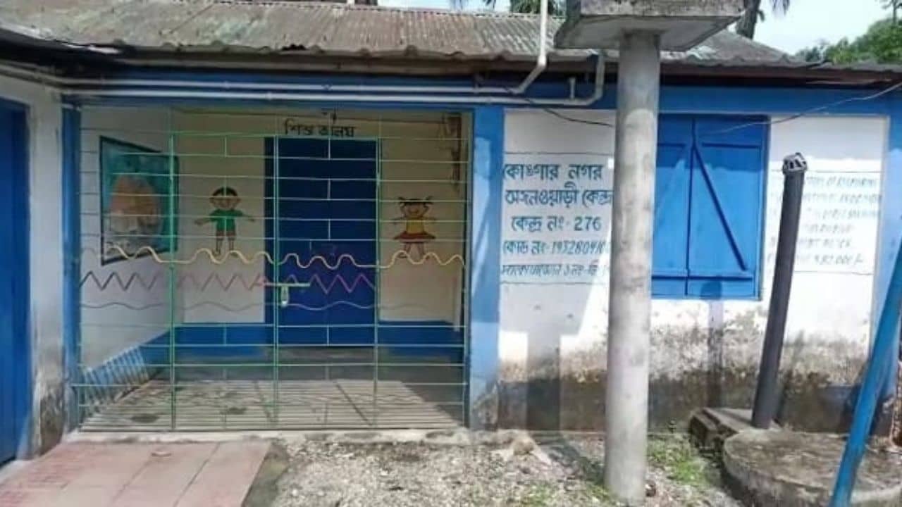 Jalpaiguri: বকেয়া ৩০ লক্ষ টাকা, আইসিডিএস সেন্টারে বন্ধ হচ্ছে শিশুদের খাদ্য সরবরাহ