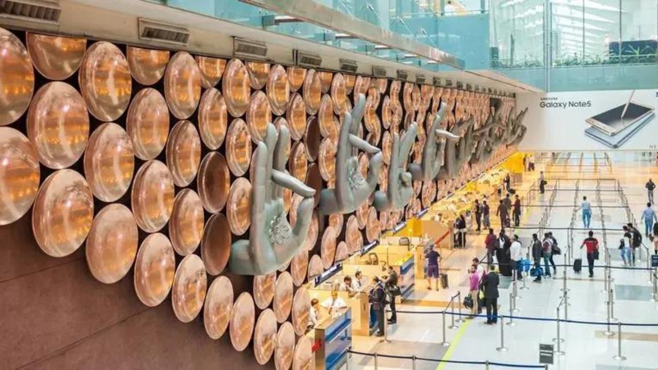 Delhi International Airport: দুবাইকে সরিয়ে বিশ্বের দ্বিতীয় 'ব্যস্ততম' বিমানবন্দরের তকমা পেল দিল্লি বিমানবন্দর!