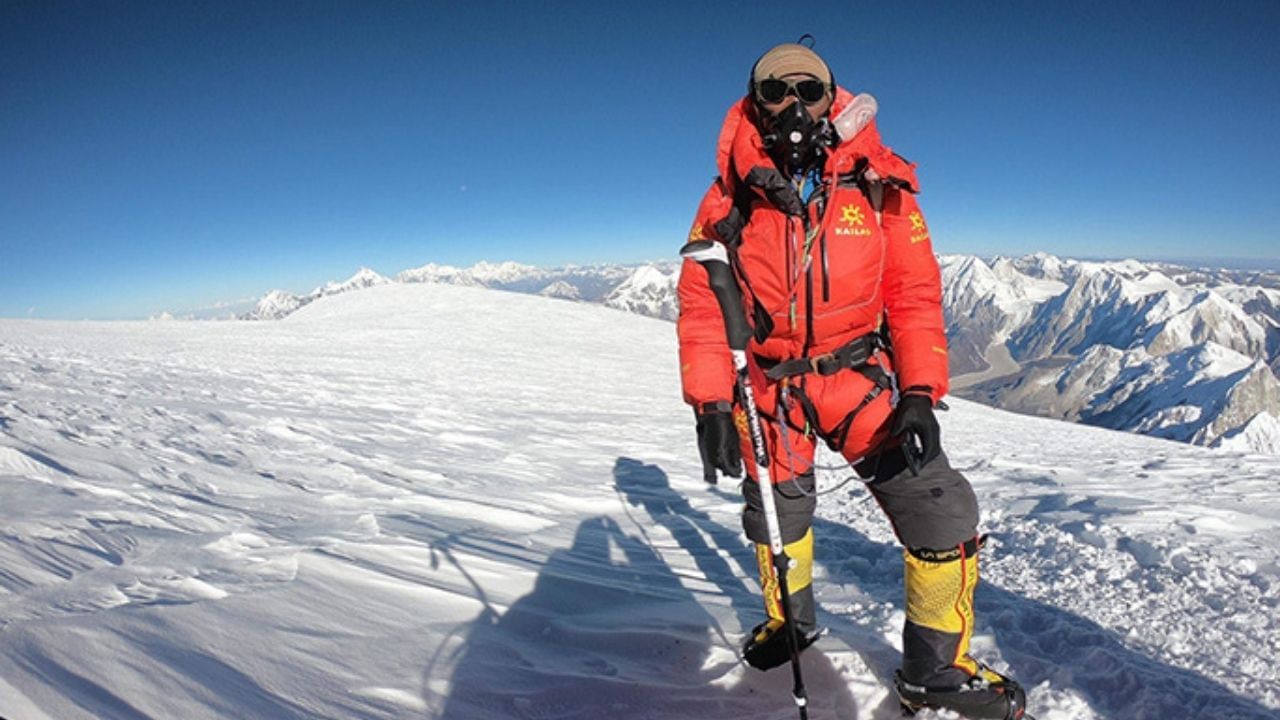 Mount Everest: এভারেস্ট জয় যেন গ্রীষ্ম দুপুরে পান্তাভাত খাওয়ার মতই অনায়াস! অবিশ্বাস্য কামি রিতার 'স্পেশাল ২৬'