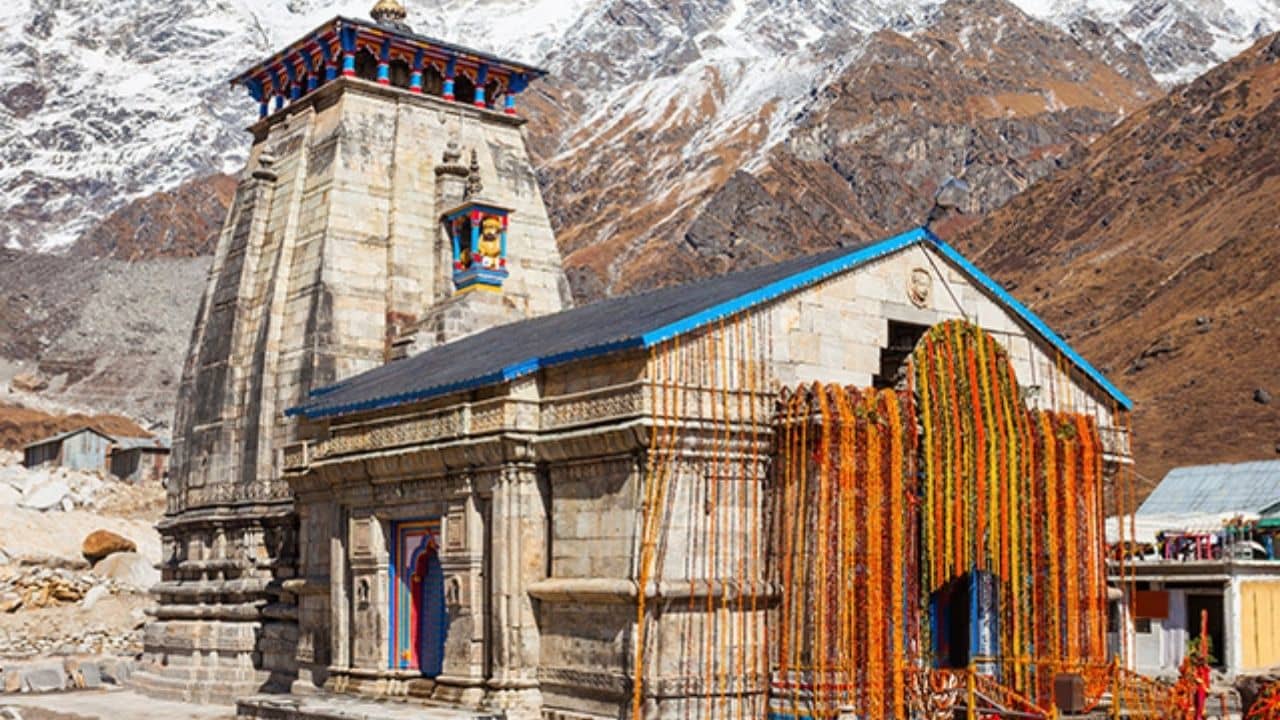 Char Dham Yatra: একের পর এক বিপত্তি! তীর্থযাত্রীদের ভিড় সামাল দিতে কেদারনাথে ব্যান হল ভিআইপি দর্শন