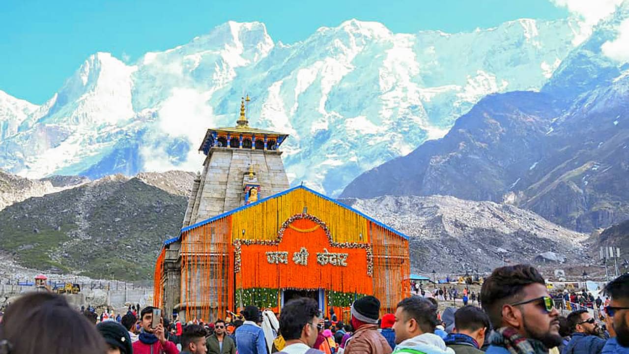 Kedarnath Yatra Halted : করোনার পর এবার প্রাকৃতিক দুর্যোগ, প্রবল বর্ষণের মাঝেই স্থগিত কেদারনাথ যাত্রা