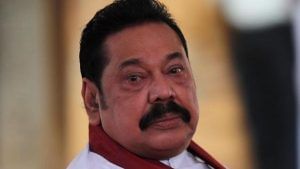 Sri Lanka Crisis: দেশ ছেড়ে পালাতে পারবেন না রাজাপক্ষ, কড়া নির্দেশ আদালতের