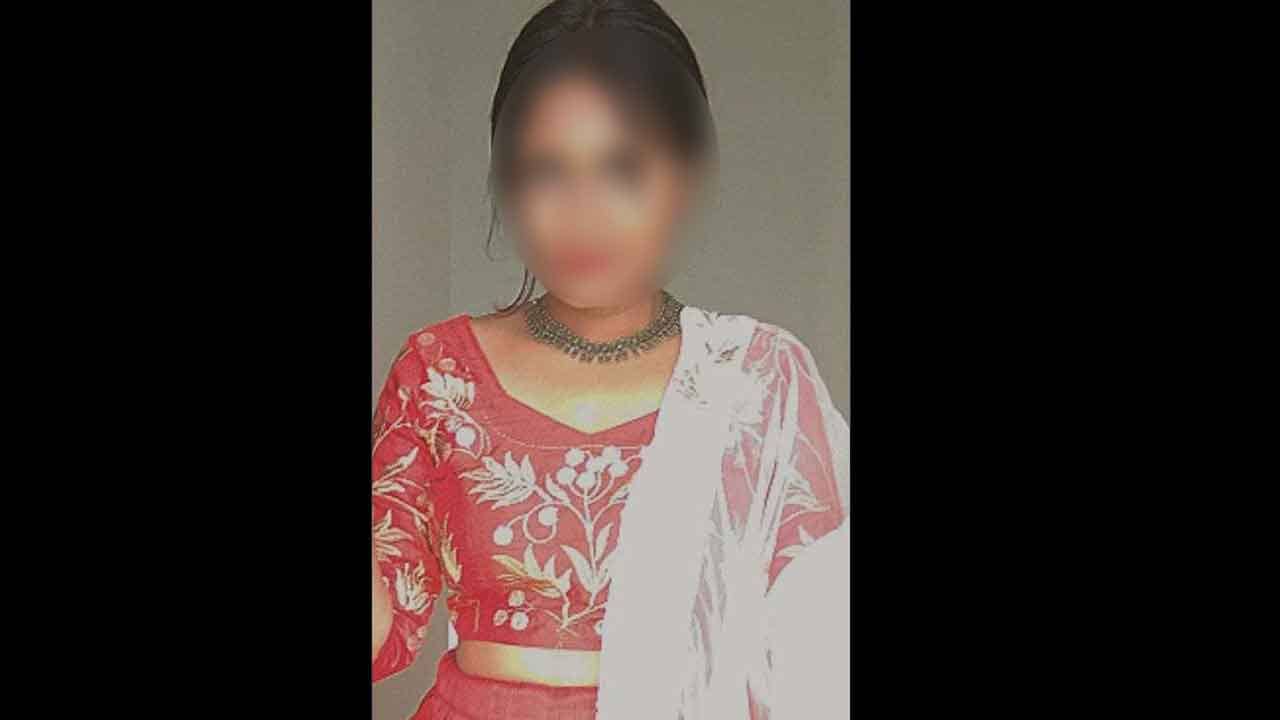 Murshidabad Murder: ছবি দেখিয়ে ব্ল্যাকমেল করত মেয়েকে, আক্রোশ থেকেই বহরমপুরে কলেজ ছাত্রীকে কোপ বলছেন বাবা