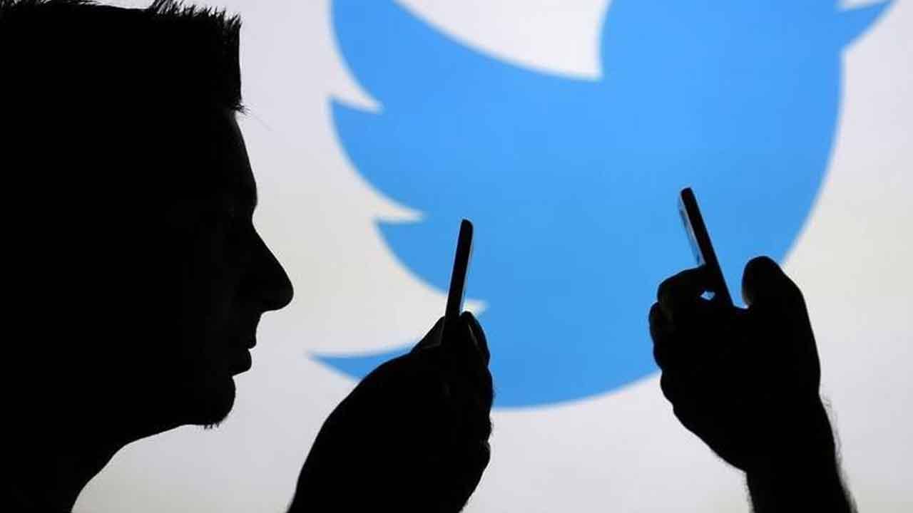 Centre on Twitter: কিছু না জানিয়েই অ্যাকাউন্ট ব্লক করে দিতে পারে টুইটার? আদালতে কী জানাল কেন্দ্র?