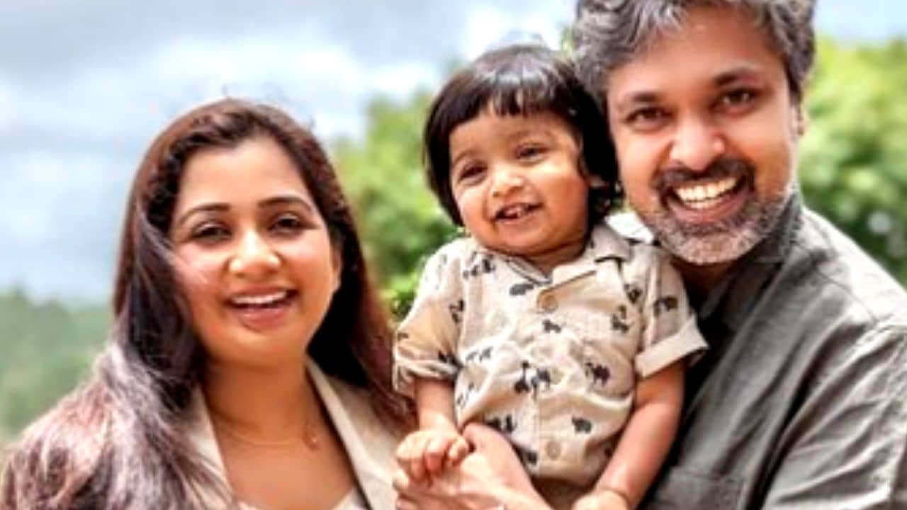 Shreya Ghoshal: আমার প্রিয় নিরবু..., ছেলের প্রথম জন্মদিনে আবেগ-মাখা চিঠি শ্রেয়া ঘোষালের