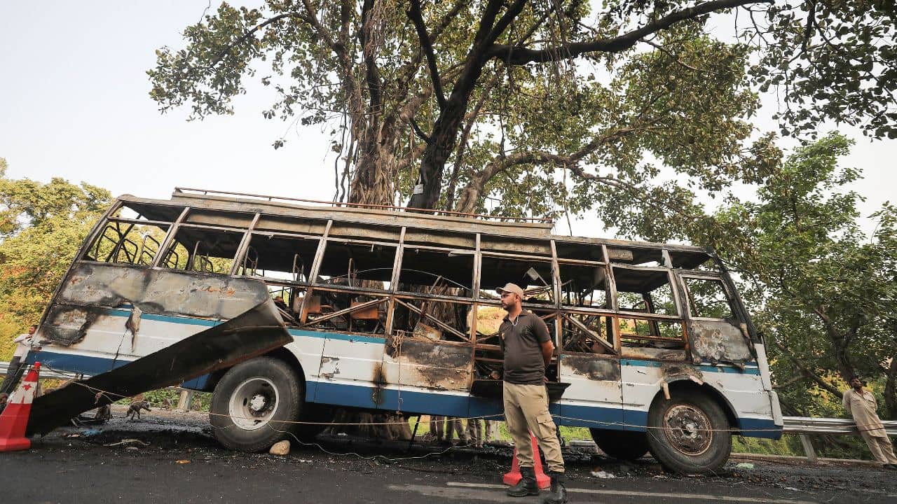 Vaishno Devi Blast : বৈষ্ণোদেবীর বাসের মতো আরও ‘হামলা’ চলবে, সোশ্যালে ঘুরে বেড়াচ্ছে জঙ্গিদের হুমকি-চিঠি