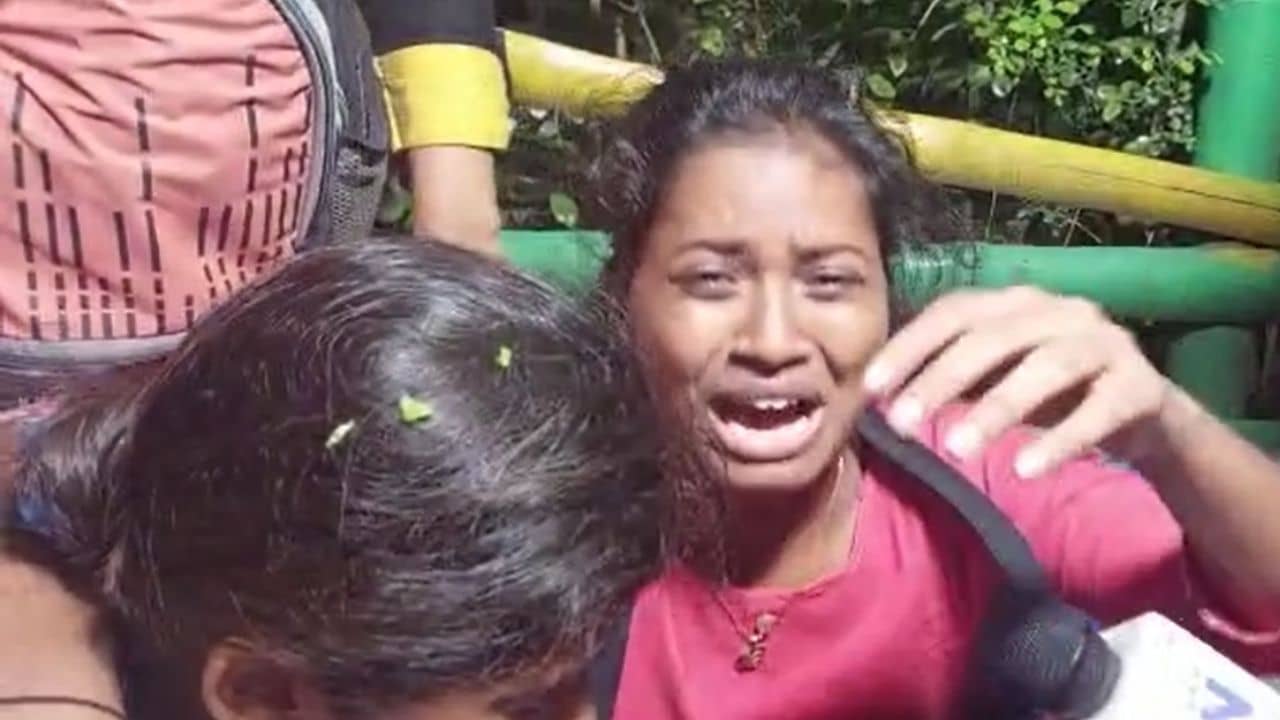 WBHRB Protest: অবস্থান উঠেও উঠল না, নার্সিং নিয়োগে অনিয়মের অভিযোগ ১০ ঘণ্টা ধরে ঠায় বসে আন্দোলনকারীরা