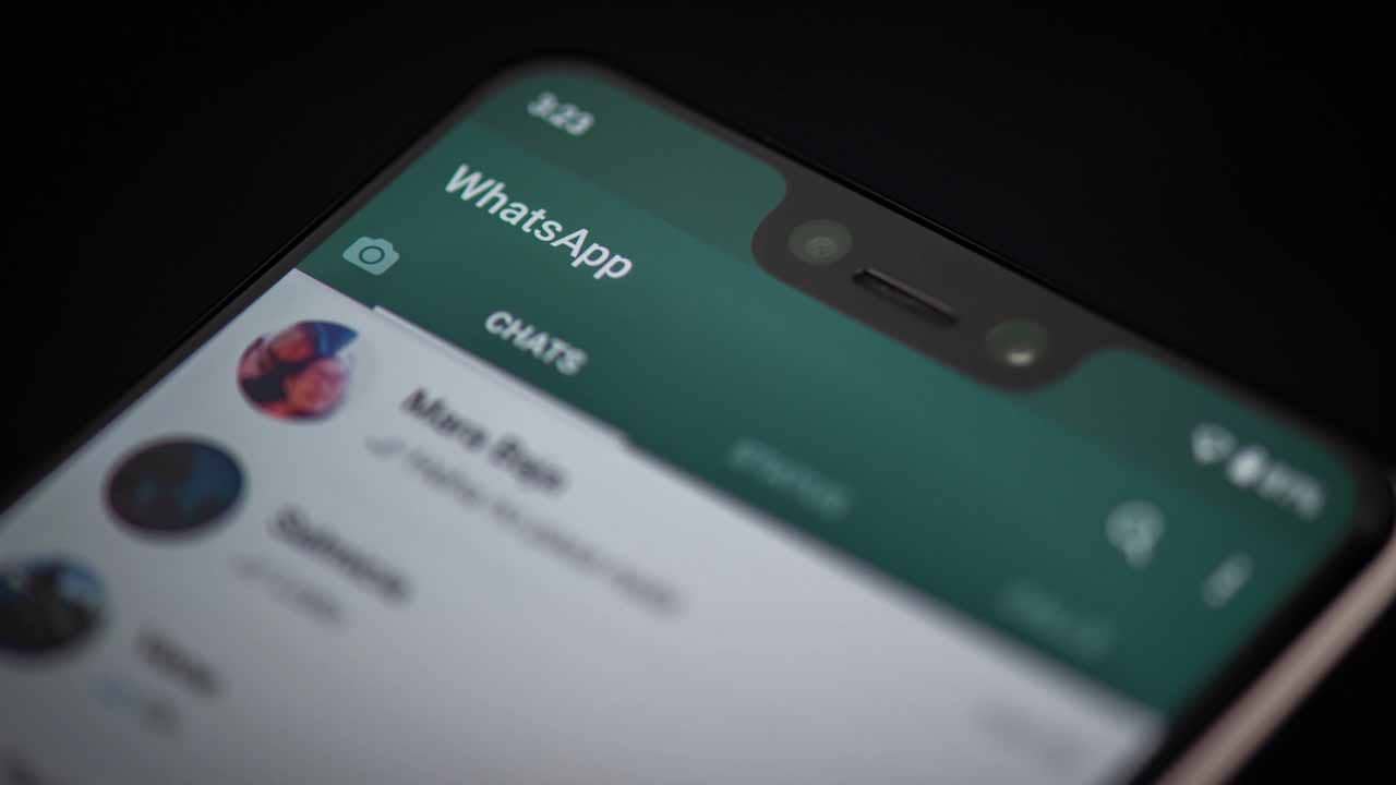 Digilocker: কাগজ পকেটে নিয়ে ঘোরার দরকার নেই, হোয়াটসঅ্য়াপ থেকেই পেয়ে যাবেন, জানুন কী ভাবে