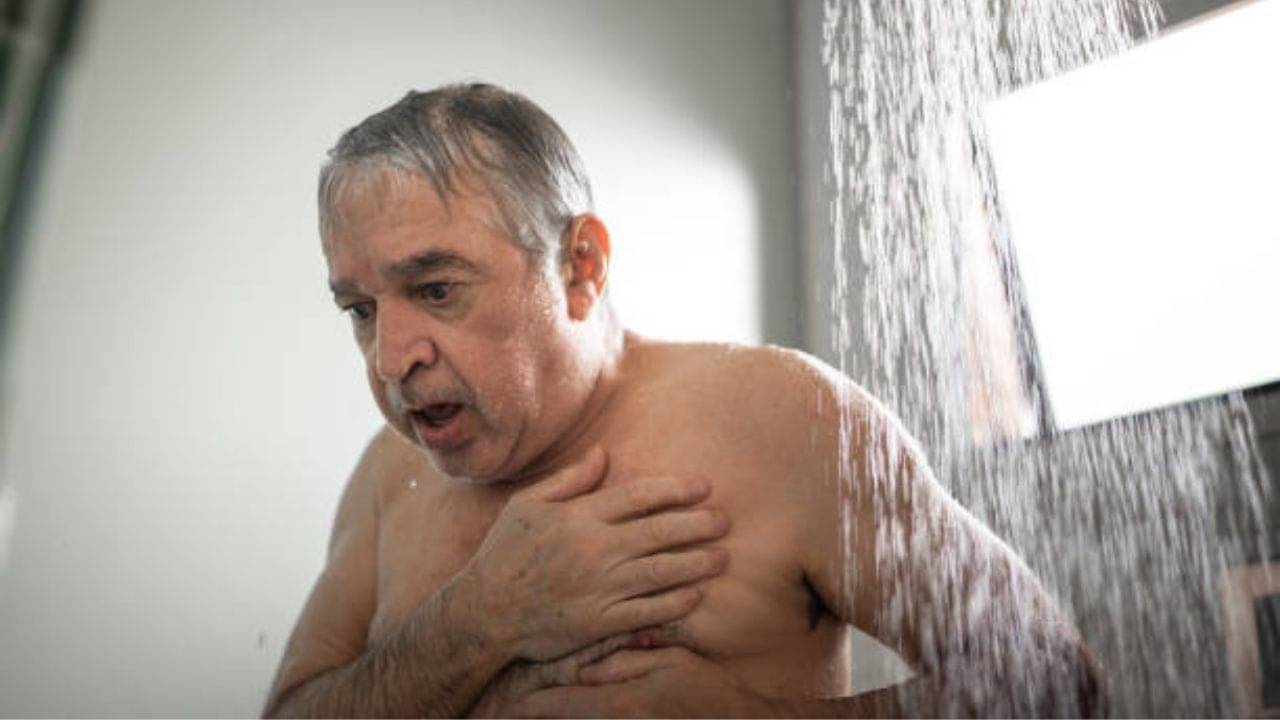 Heart Attack: বাথরুমে হার্ট অ্যাটাকের ঘটনা সবচেয়ে বেশি কেন?