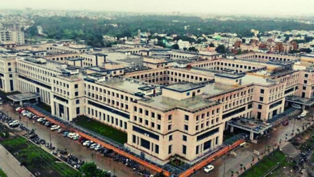 AIIMS Bhopal Recruitment 2022 দারুণ বেতন, সরকারি এই চিকিৎসা