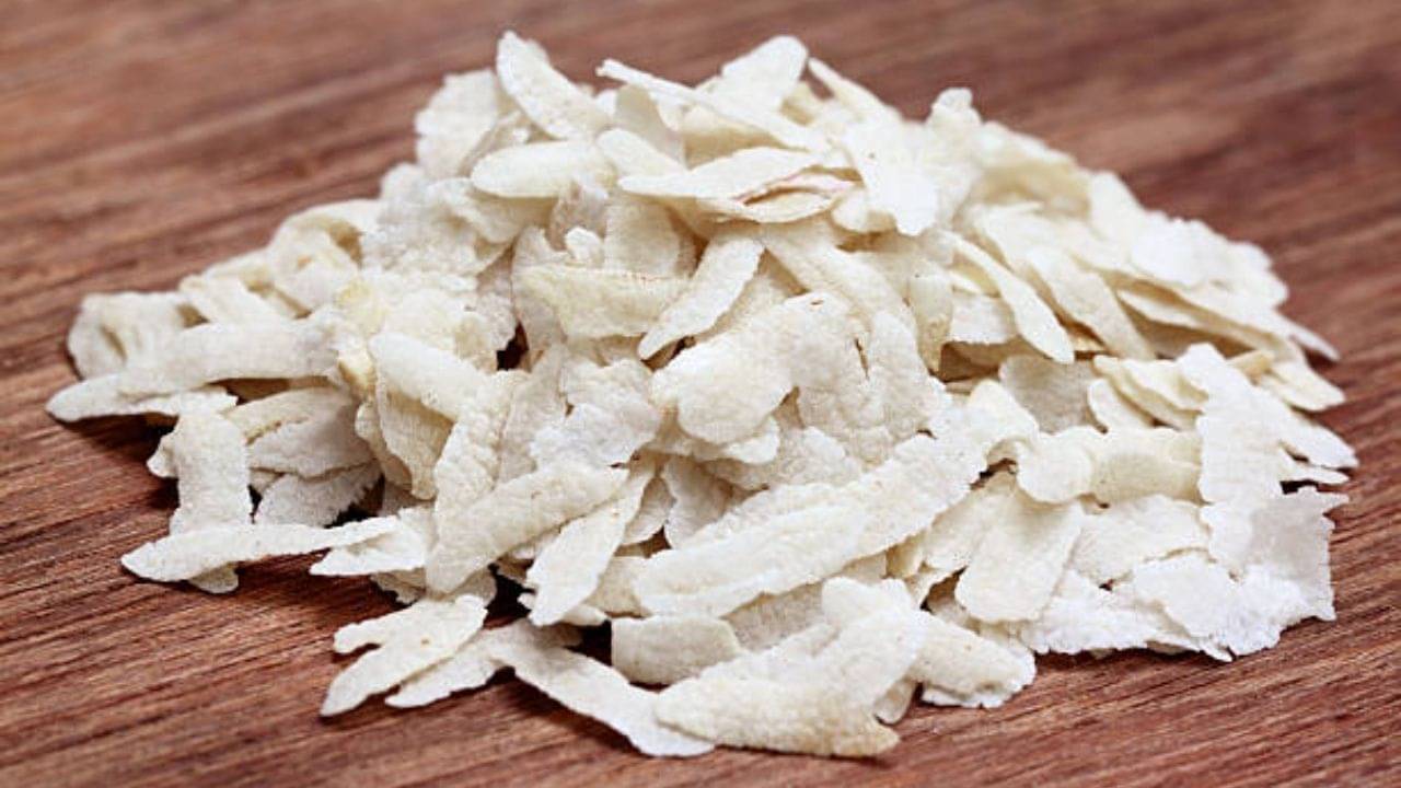 Breakfast Tips: গরম পড়তেই সকাল-বিকেল দই-চিঁড়ে খাচ্ছেন? আদৌ শরীরের উপকারে লাগছে তো!