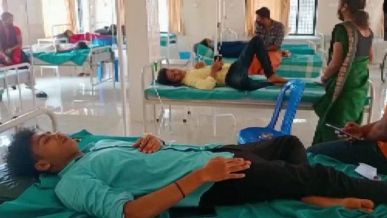 Kerala Student Death:  কোচিং সেন্টারের পাশের দোকানে শওর্মার নামে পচা মাংস বিক্রি! বিষক্রিয়ায় মৃত ১, অসুস্থ ১৮