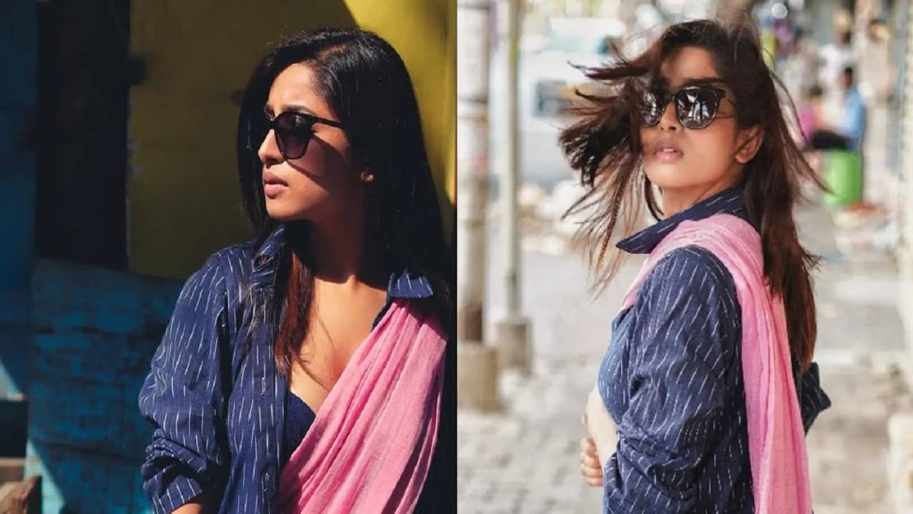 Ishaa Saha: লং কুর্তা-জ্যাকেটের সঙ্গে খাদি-কটন শাড়ি, ইশার এই লুক দেখলে হৃদয় হরণ হবেই!