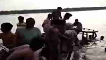 Boat sank: কালবৈশাখীর দাপট, কাকদ্বীপে উল্টে গেল লঞ্চ, ৩ জনকে উদ্ধার পুলিশের