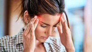 Migraine Pain: মাইগ্রেনের অসহ্য যন্ত্রণায় কাবু? এই চারটি ফল খেলেই নিমেষে পালাবে মাথা ব্যথা!