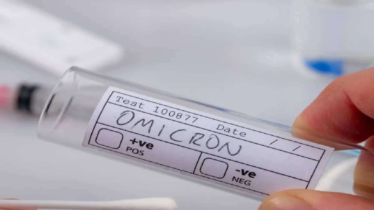 Coronavirus: মারাত্মক আকার নিতে পারে ওমিক্রন, এই দুই লক্ষণ কোনও ভাবেই উপেক্ষা নয়...