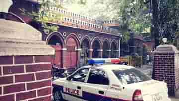 UP Police: হোমে না পাঠিয়ে ৫ দিন হেফাজতে! ব্যারাকে তরুণীর আত্মহত্যায় কাঠগড়ায় পুলিশ