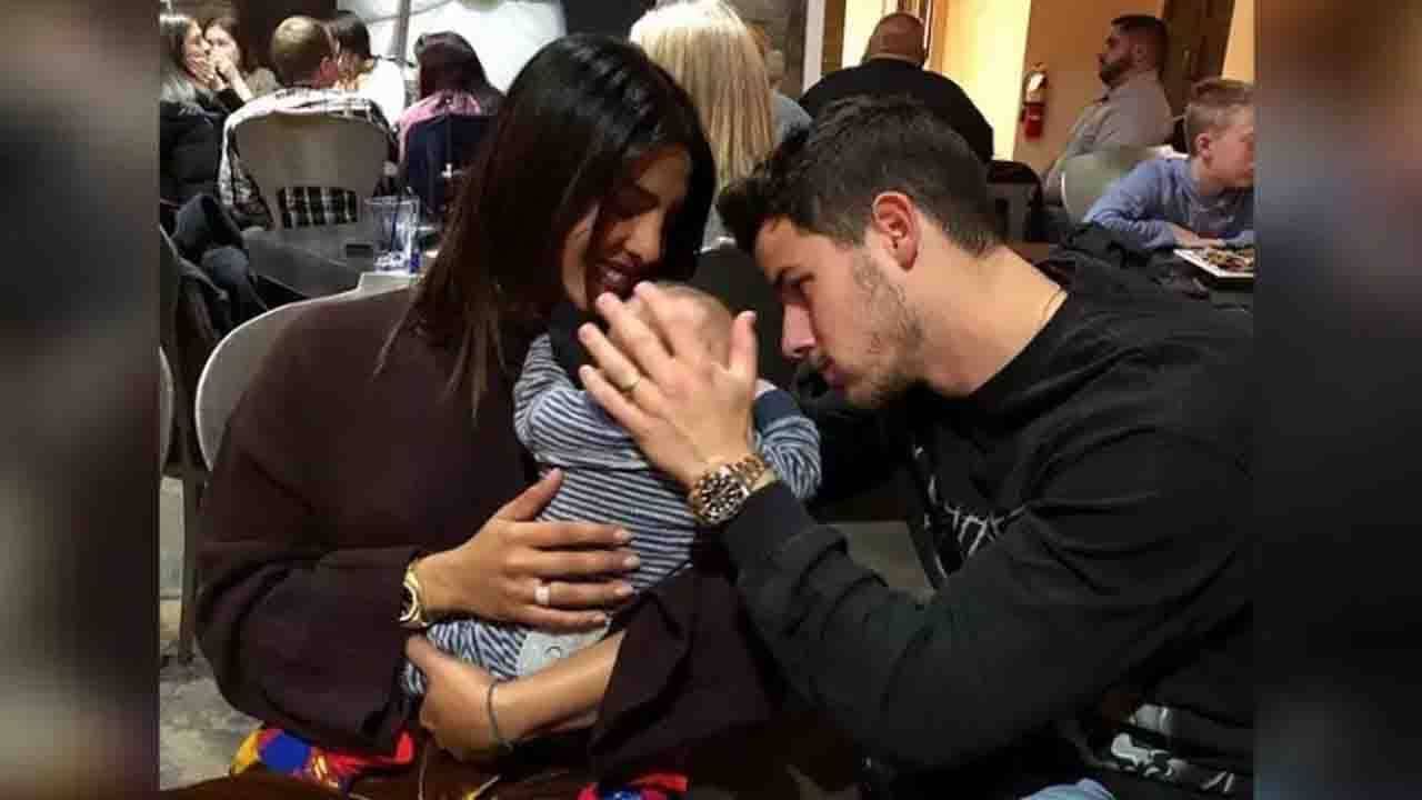 Priyanka Chopra: একরত্তি সন্তানকে শান্ত করবেন কী করে? মেয়ে মালতীর উপর প্রয়োগ করা পদ্ধতি নিয়ে মুখ খুললেন প্রিয়াঙ্কা