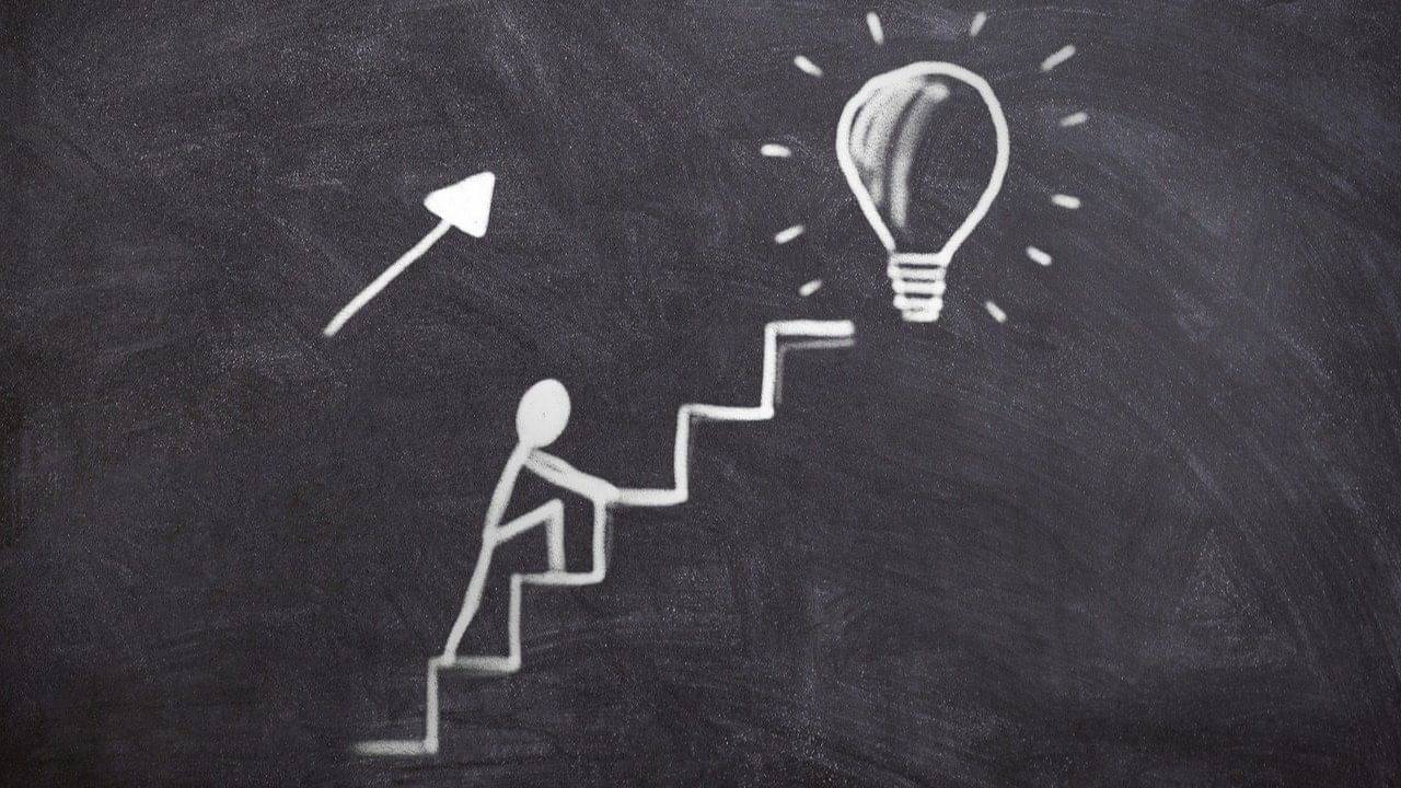 Salary Increment: দীর্ঘদিন কাজ করেও বাড়ছে না বেতন? এই পন্থা অবলম্বন করলে ফল মিলবে হাতেনাতে...