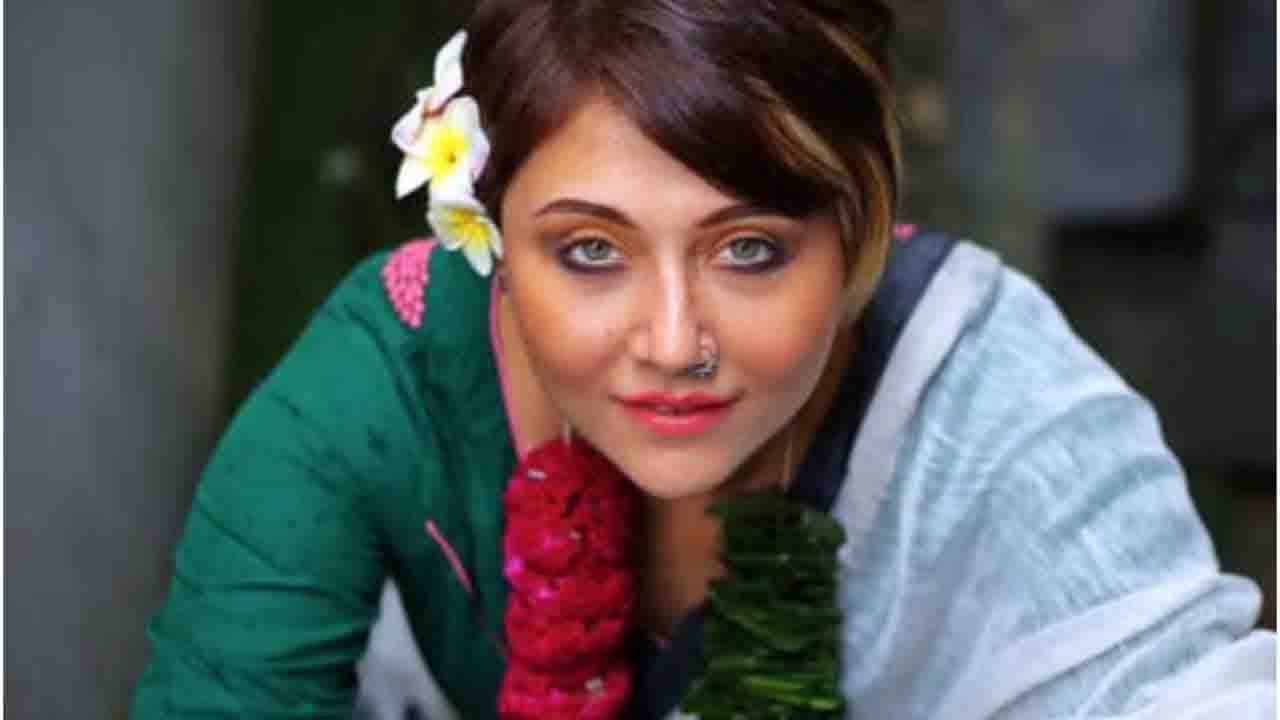 Swastika Mukherjee: নিজের ইনস্টাগ্রামে কীসের অ্যালার্ট দিলেন স্বস্তিকা? বললেন নিঃস্বার্থ ভালবাসার কথাও