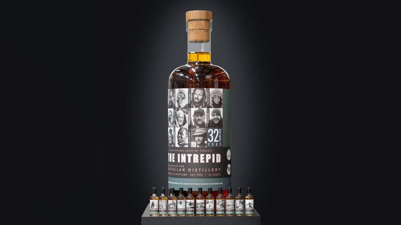 The Intrepid: পৃথিবীর সবথেকে বড় মদের বোতল লম্বায় প্রায় অমিতাভ বচ্চনের সমান! দাম শুনে চমকে যাবেন