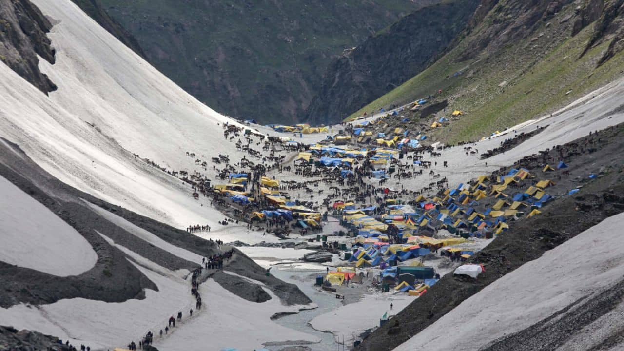 Amarnath Yatra 2022: অমরনাথ যাত্রায় এবার সুবর্ণ সুযোগ! শ্রীনগর থেকে হেলিকপ্টার চড়েই হবে পবিত্র তীর্থযাত্রা