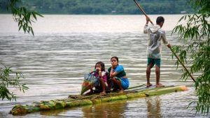 Assam Flood: প্রতি ঘণ্টায় বাড়ছে জলস্তর, ধসে বিপর্যস্ত যোগাযোগ ব্যবস্থাও, ২ দিনেই মৃত্যু ৩১ জনের