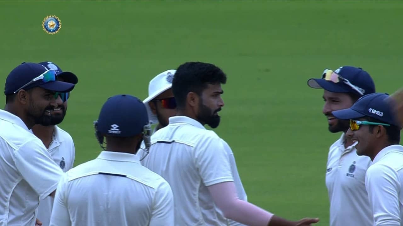 Ranji Trophy: ব্যাটিং বিপর্যয়ে সেমিফাইনালেই বিদায় বাংলার