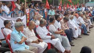 CPIM West Bengal: আলিমুদ্দিনের নতুন স্ট্র্যাটেজি 'দুয়ারে নেতা', ত্রিপল-চাটাই নিয়ে আপনার কাছে পৌঁছে যাবেন নেতারা