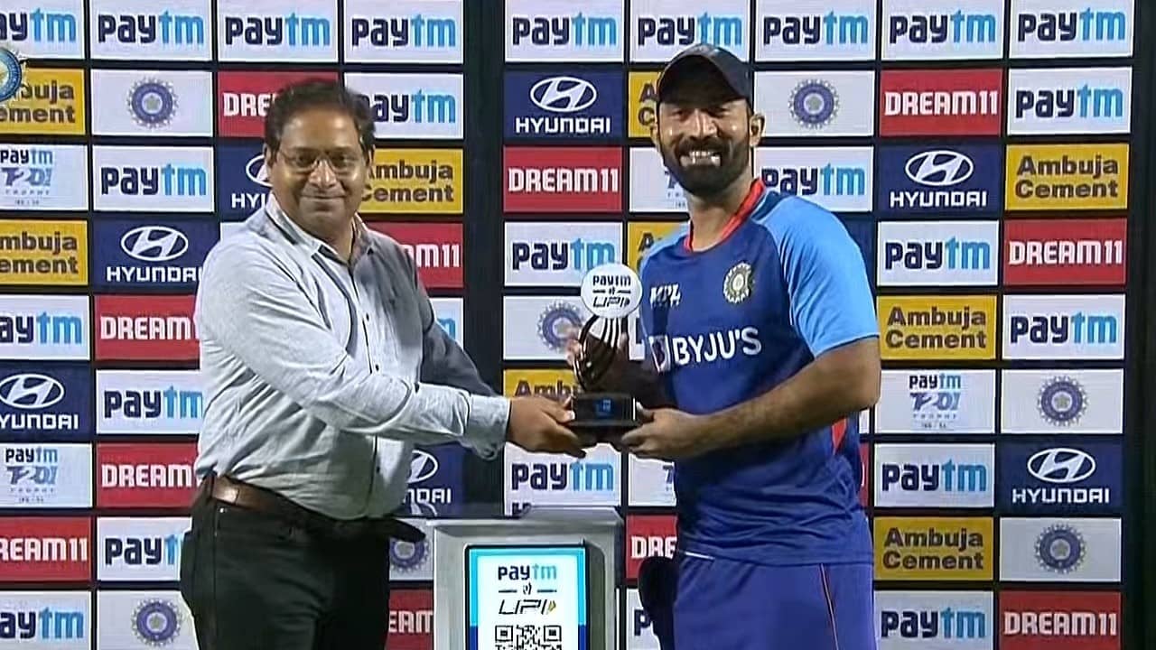 DK: রাজকোটে মাহির রেকর্ড ভাঙলেন বুড়ো কার্তিক