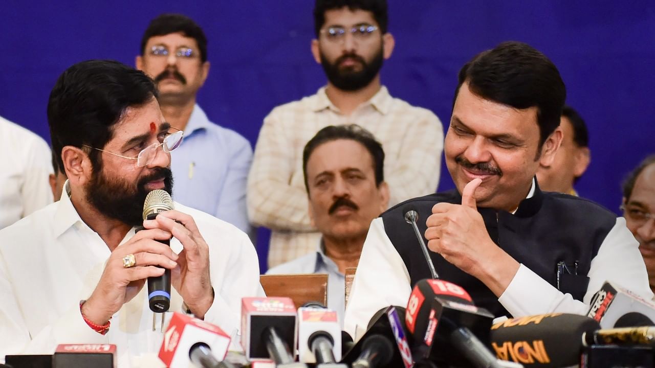 Speaker Election In Maharashtra : প্রথম বড় পরীক্ষার আগেই ক্লাস টেস্টে শিন্ডে-বিজেপি জোট, রবিবাসরীয় মুম্বই দেখবে বিধানসভার অধ্যক্ষের নির্বাচন