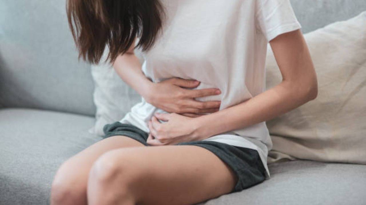 Period Bloating: পিরিয়ড শুরু হওয়ার আগে পেট ফুলে যায়? কোন উপায়ে নিয়ন্ত্রণ করবেন